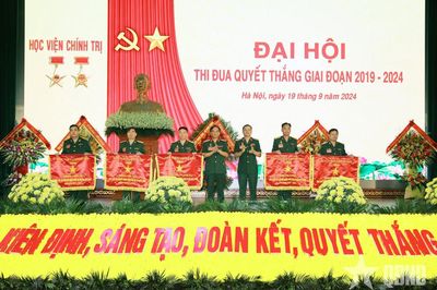 Phát huy truyền thống vẻ vang, triển khai toàn diện, sắc bén công tác Đảng, công tác chính trị trong kỷ nguyên mới