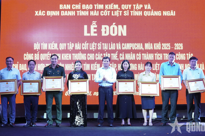 Tỉnh Quảng Ngãi: Đón Đội K53 hoàn thành nhiệm vụ tìm kiếm, quy tập hài cốt liệt sĩ, mùa khô 2025-2026 về nước
