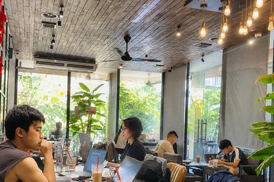 Sinh viên Đà Nẵng 'chạy' khỏi nhà trọ vì nắng nóng