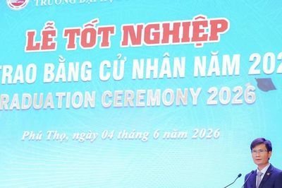 Hiệu trưởng Trường ĐHSP Hà Nội 2: Đáng lo không phải AI, mà là con người ngừng học hỏi