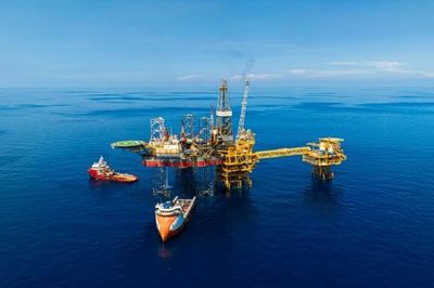 Dầu khí biển trước sức ép COP26: Chuyển đổi để giữ trụ cột an ninh năng lượng