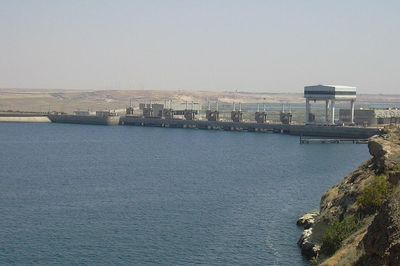Sau nhiều năm khô hạn, các đập thủy điện Syria và Iraq đầy nước trở lại