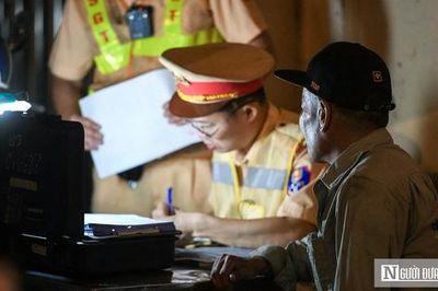 Uống 2 cốc bia, người đàn ông bị phạt 7 triệu đồng