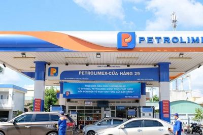 Petrolimex muốn bán toàn bộ cổ phiếu quỹ, chuyện gì đang xảy ra?
