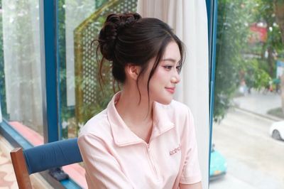 Phương Oanh lên chức