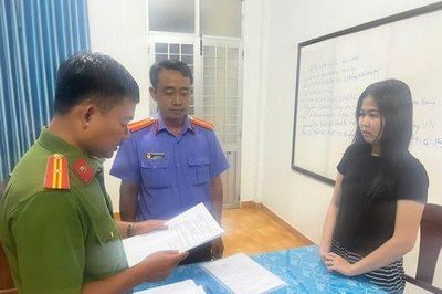 Khởi tố đối tượng kinh doanh 'hàng hiệu' giả mạo