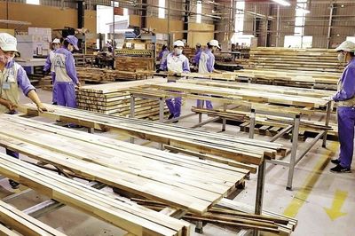 Áp lực thuế 12,5% từ Hoa Kỳ, thách thức lớn cho xuất khẩu của Việt Nam