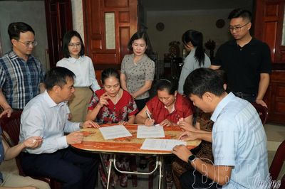 Đối thoại tháo gỡ 'điểm nghẽn' mặt bằng