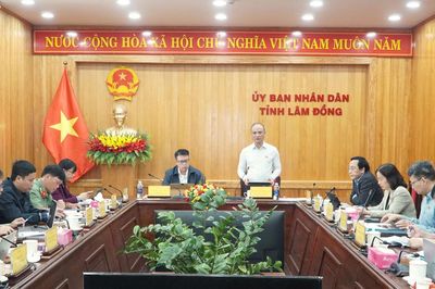 Ủy ban KHCN và Môi trường của Quốc hội khảo sát công tác bưu chính tại Lâm Đồng