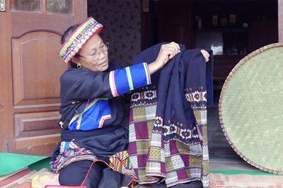 Bản Dao giữ nghề truyền thống