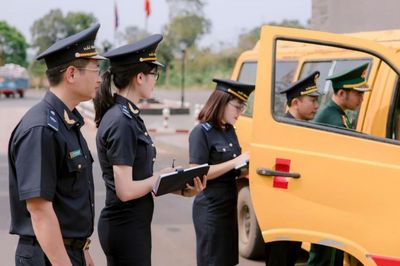 Hải quan khu vực XIV kiểm soát chặt các điểm nóng buôn lậu biên giới và cảng biển