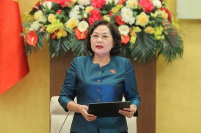 Đoàn giám sát về quản lý, sử dụng tài sản công là trụ sở làm việc sau khi thực hiện chủ trương sắp xếp tổ chức bộ máy và đơn vị hành chính họp phiên thứ Nhất