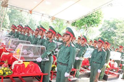 Truy điệu, an táng 27 hài cốt liệt sĩ hy sinh ở Campuchia