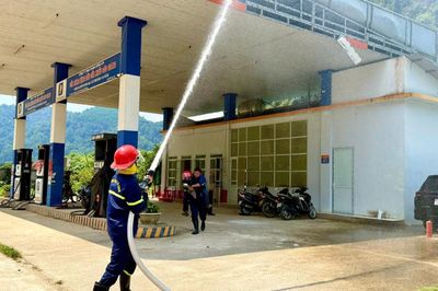 Vi phạm quy định về phòng cháy, chữa cháy đối với hàng hóa nguy hiểm về cháy, nổ có thể bị phạt đến 50 triệu đồng