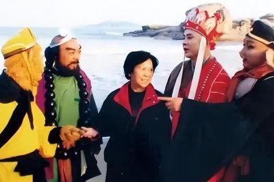 Vì sao đạo diễn Dương Khiết từng 'cạch mặt' 4 diễn viên Tây du ký suốt 10 năm?