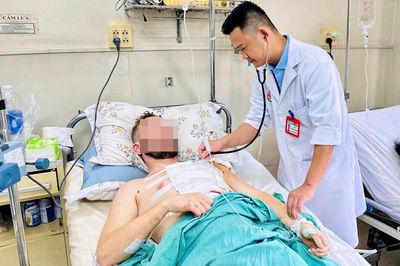 Giành giật sự sống cho du khách Nga bị thấu tim, mang nhóm máu siêu hiếm