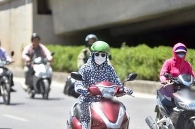 Bắc Bộ nắng nóng, chiều tối mưa rào
