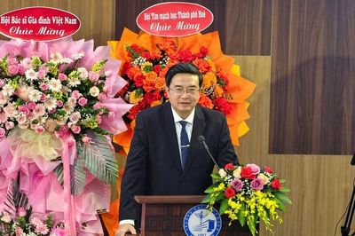 Giao quyền Giám đốc Đại học Huế cho GS.TS Nguyễn Vũ Quốc Huy