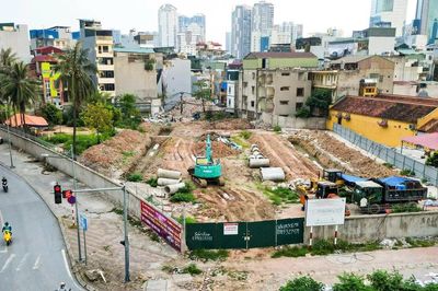 Ảnh đại công trường Vành đai 2,5 qua phường Yên Hòa lộ diện hình hài