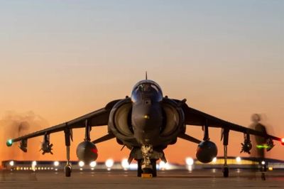 Thủy quân lục chiến Mỹ chia tay cường kích AV-8B Harrier II: Thời gian không bỏ quên huyền thoại