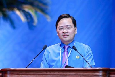 Ông Nguyễn Anh Tuấn tái đắc cử chức Chủ tịch Tổng Liên đoàn Lao động Việt Nam