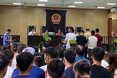 Hỗn chiến trong đêm, 1 người tử vong, nhiều thanh thiếu niên lĩnh án