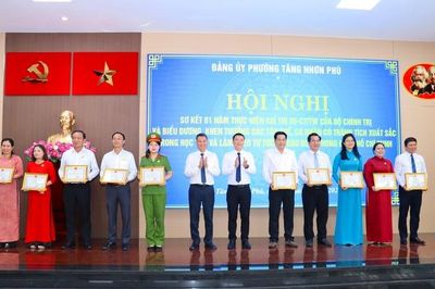 Tuyên dương gần 200 tập thể, cá nhân có thành tích xuất sắc trong việc học Bác