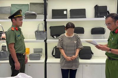 Phát hiện cơ sở kinh doanh nghi buôn bán hàng hóa có dấu hiệu xâm phạm quyền sở hữu trí tuệ