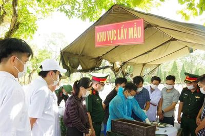 Lấy mẫu giám định ADN gần 6.000 hài cốt liệt sĩ ở Quảng Trị