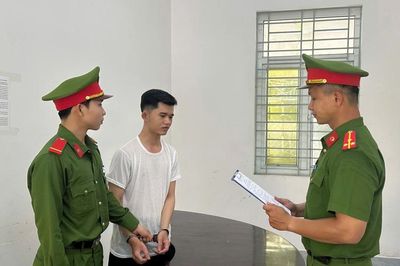 Quản lý quán nhậu chiếm đoạt hơn 800 triệu đồng tiền doanh thu