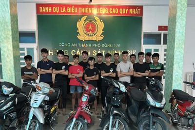 Tóm gọn nhóm 'quái xế' múa dao gây náo loạn trung tâm TP.Đồng Nai