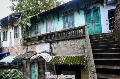 Rời chung cư 'chờ sập', người dân đến tạm cư tại khu nhà ở sinh viên