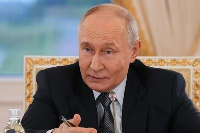 Tổng thống Putin: Nga sẵn sàng hỗ trợ giải quyết vấn đề hạt nhân Iran