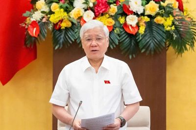 Phó Chủ tịch Thường trực Quốc hội Đỗ Văn Chiến nhận thêm nhiệm vụ mới