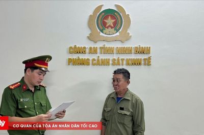 Khởi tố đối tượng khai thác cát trái phép trên sông Đáy