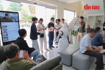 Sáng tạo số hành chính công TP Hồ Chí Minh - Bài 1: Tái cấu trúc quản trị đô thị số