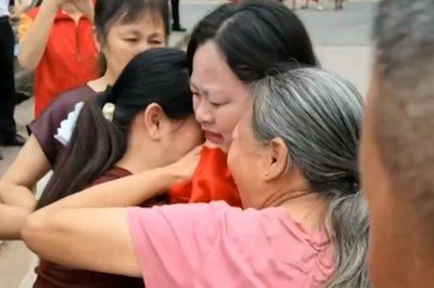 Cô gái mất tích từ năm 9 tuổi bất ngờ đoàn tụ gia đình sau 22 năm, nguyên nhân khiến ai cũng xót xa