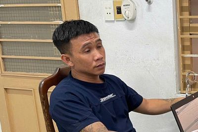 Chiếc tủ nhựa 'tố cáo' bí mật giấu kín của gã đàn ông