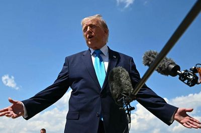 Hàng loạt nghệ sĩ quay lưng, ông Donald Trump hủy đại nhạc hội Freedom 250