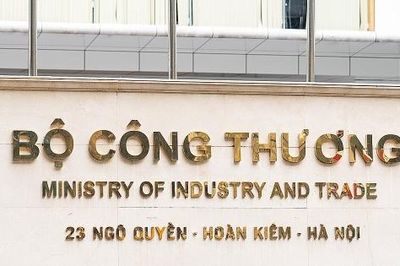 Bộ Công Thương thực hiện mức lương cơ sở mới từ ngày 1/7