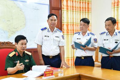 Kiểm tra hoạt động công tác Đảng, công tác chính trị tại Bộ Tư lệnh Vùng Cảnh sát biển 4