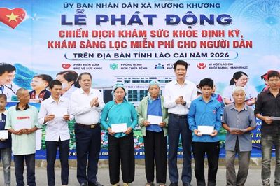 Phó Bí thư Tỉnh ủy, Chủ tịch Ủy ban MTTQ Việt Nam tỉnh Nguyễn Thế Phước dự lễ phát động 'Chiến dịch khám sức khỏe định kỳ, khám sàng lọc miễn phí cho người dân' tại xã Mường Khương