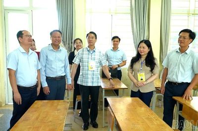 Phó Chủ tịch UBND tỉnh Vũ Thị Hiền Hạnh kiểm tra công tác chuẩn bị Kỳ thi tốt nghiệp THPT năm 2026 tại xã Bảo Yên và Bảo Hà