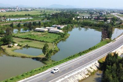 Tuyến đường ven biển 2.200 tỷ đồng tại Thanh Hóa và cầu vượt sông dài nhất tỉnh sắp hoàn thiện