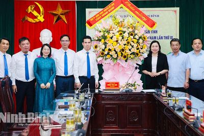Gặp mặt Đoàn đại biểu dự Đại hội Hội Nông dân Việt Nam lần thứ IX