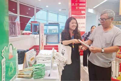 Giảm rác thải nhựa trong cộng đồng
