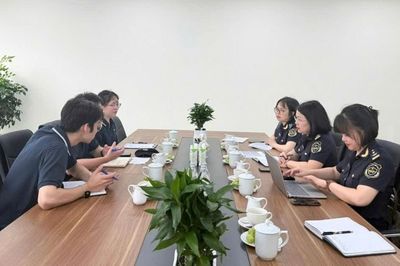 Chi cục Hải quan khu vực VIII đồng hành cùng doanh nghiệp