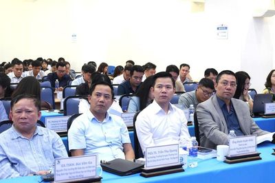 Từ Nghị quyết 71 đến yêu cầu đổi mới truyền thông giáo dục