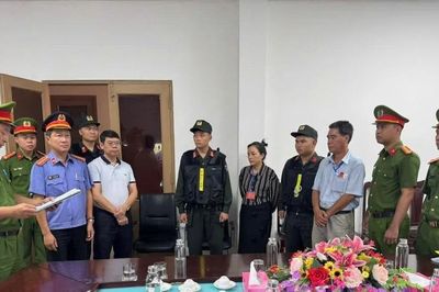 Khởi tố 7 đối tượng trong vụ lập khống chứng từ, chiếm đoạt hơn 1,7 tỷ đồng