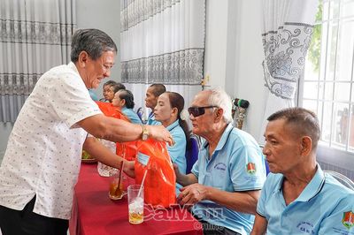 Ấm áp họp mặt Ngày truyền thống Người cao tuổi Việt Nam